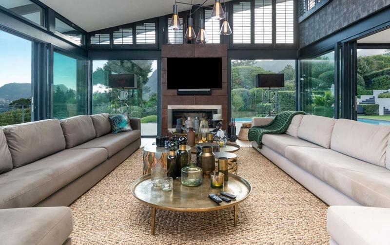5 Bedroom Property for Sale in Bishopscourt Western Cape